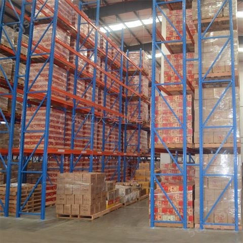亚大广州重型货架产品在物流行业上受欢迎